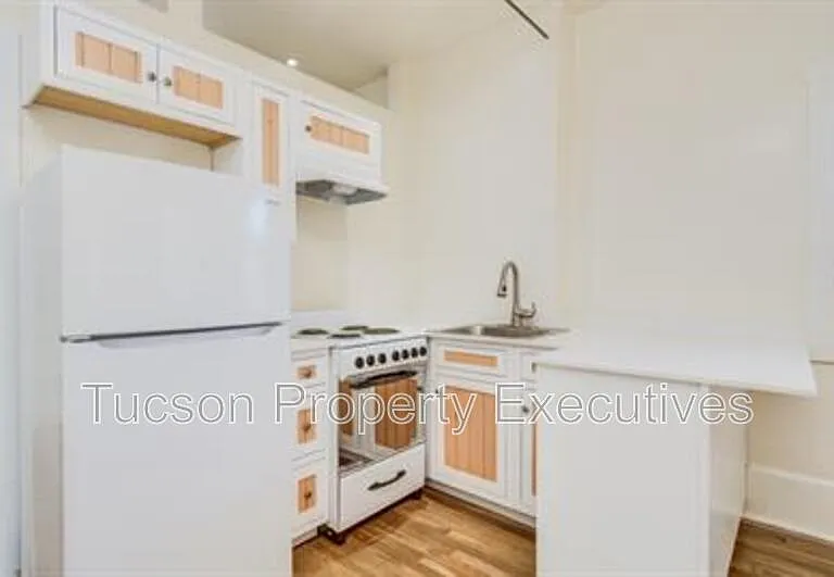 85 W Simpson St — Photo 2