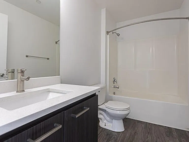 Ridgeview Apartments — Photo 8