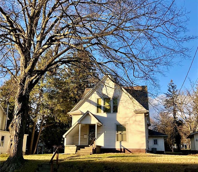 1st image of 610 E Wayne Ave