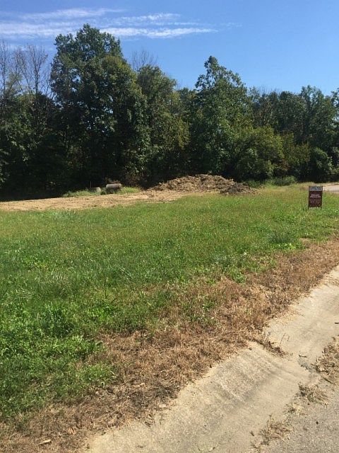 1st image of Stoney Brook Dr