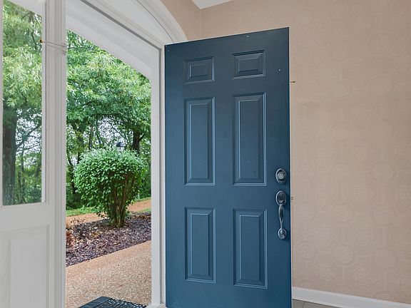 4th image of 7018 Sunrise Cir