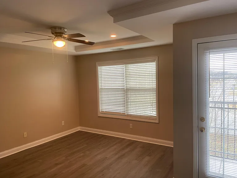 126 Crossing Ct #3 — Photo 4