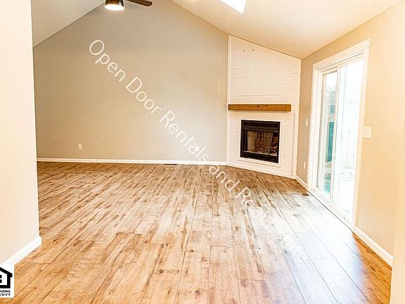 5th image of 5006 Vermont Ln