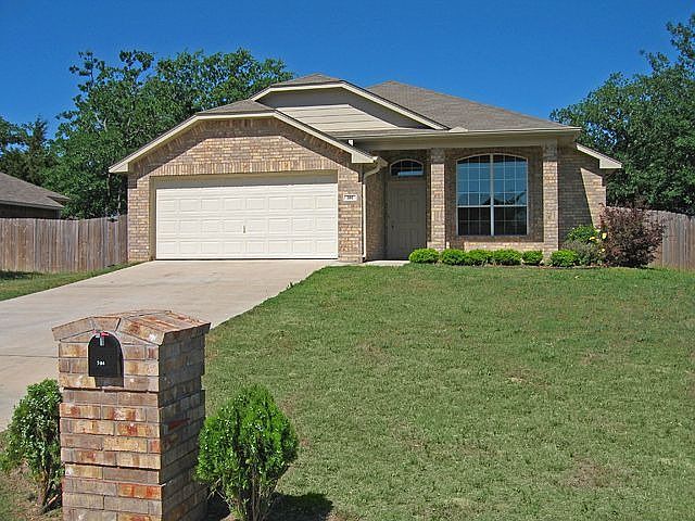 386 Molly Lane just $83.49 per sq ft.