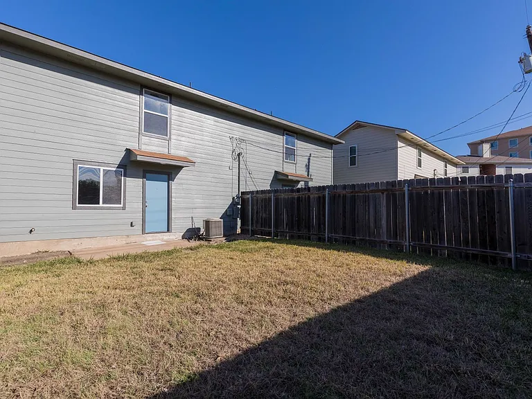 319 Rawhide Loop — Photo 29