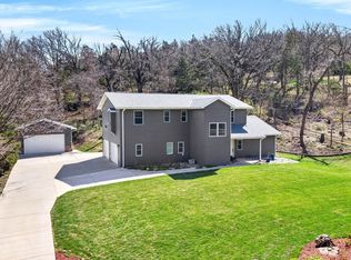 9678 Oak Valley Rd, Blair, NE 68008