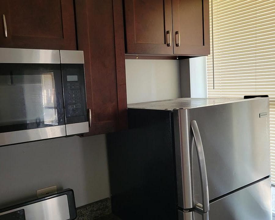 1st image of 3121 W Monroe St Unit 1