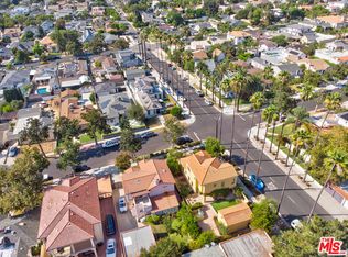 938 E Palm Ave, Burbank, CA 91501