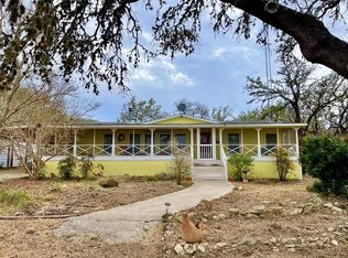 226 Outlaw Rd, Bandera, TX 78003