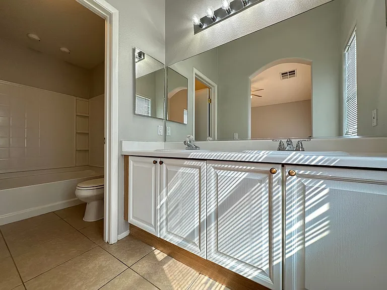 9312 Straw Hays St #102 — Photo 12