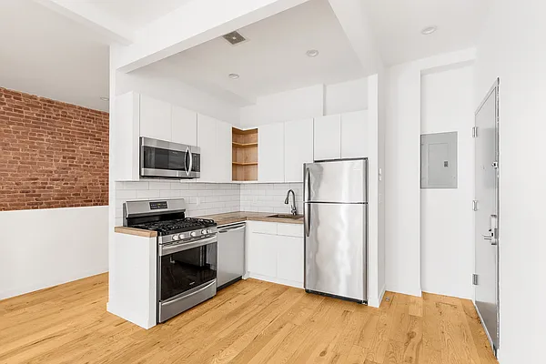 Rented by Brown Harris Stevens | media 8