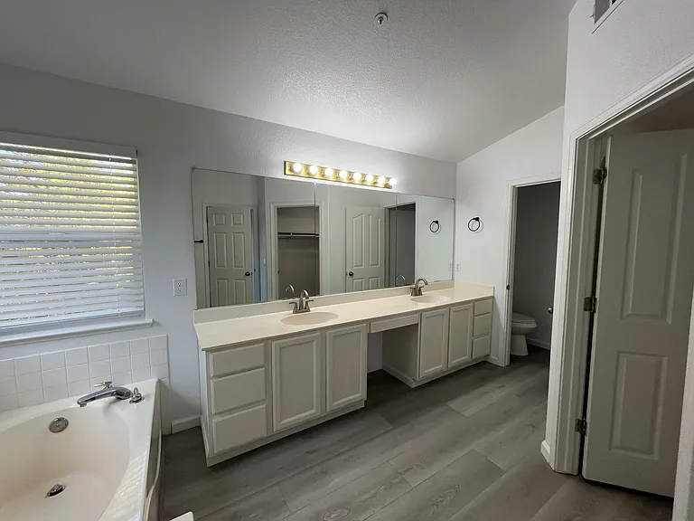 1867 Olvera Dr — Photo 17