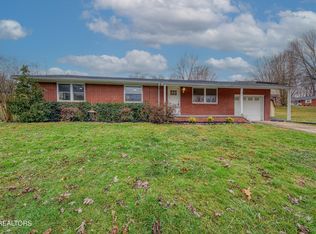 501 Westbury Dr, Clinton, TN 37716