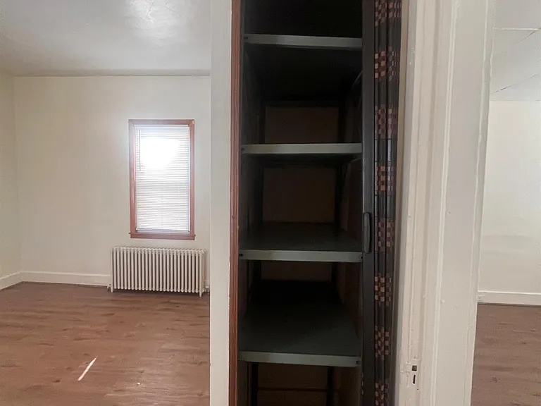 578 Main St — Photo 9