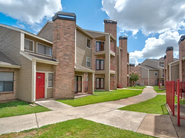 San Marino Apartments