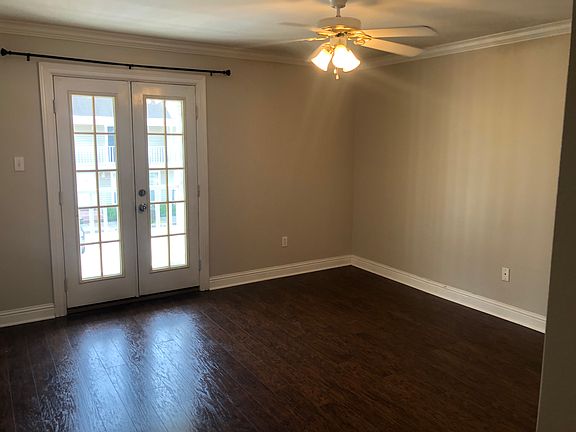 3rd image of 2210 Christian St APT 3