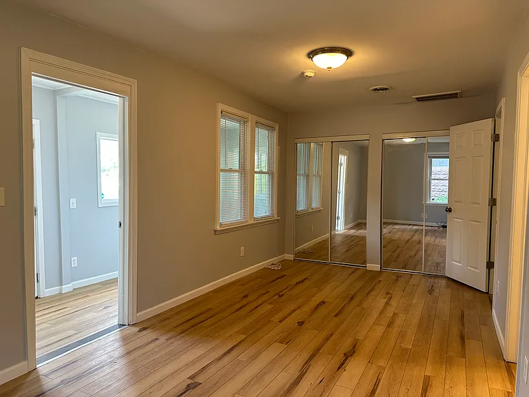 506 Tyson Pl — Photo 13