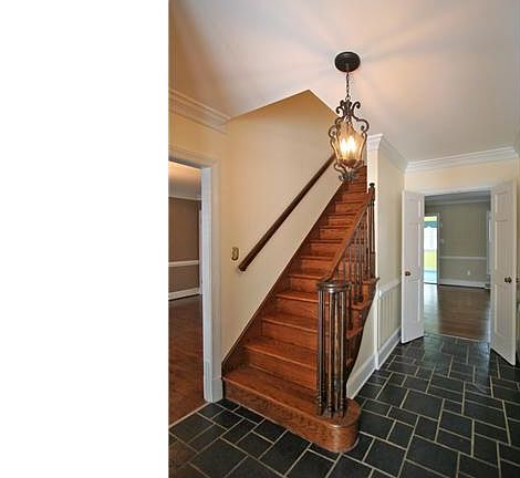 5th image of 4217 Kingcrest Pkwy