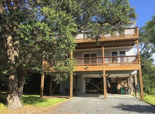 115 Windjammer Dr, Surf City, NC 28445