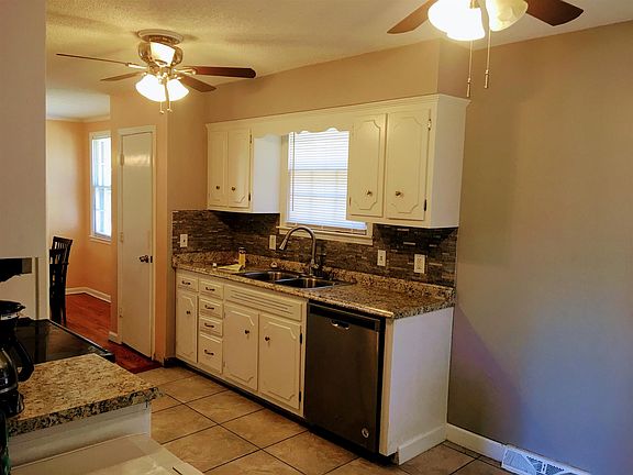5th image of 2813 Desplane Dr