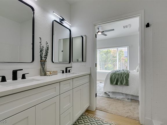 4th image of 7948 Fantail Dr