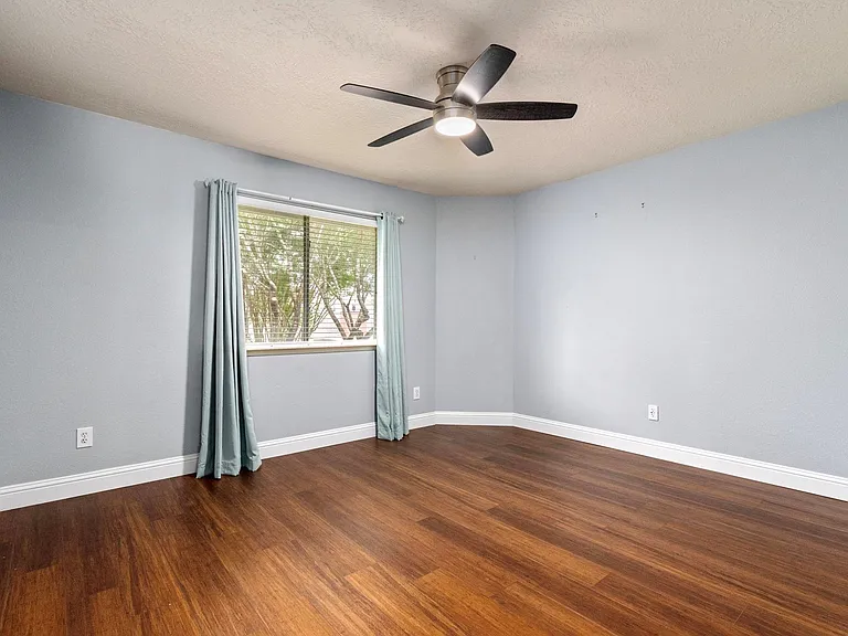13507 Country Green Ct — Photo 24