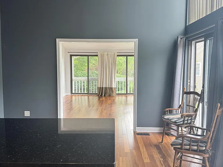 3424 Shady Ln — Photo 4