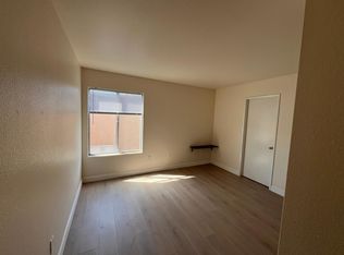 37727 Harvey St, Palmdale, CA 93550