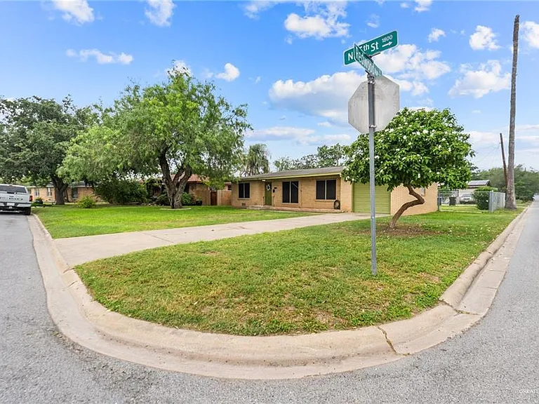 439 Quince Cir — Photo 13