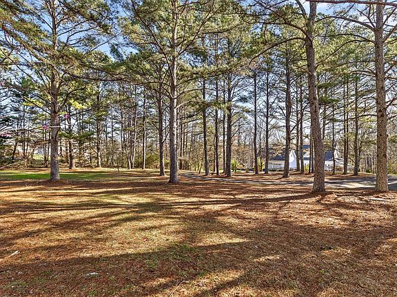 5th image of 895 Ross Hollow Rd