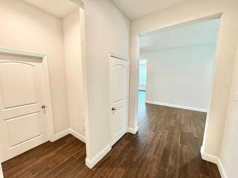 429 Cooper St — Photo 5