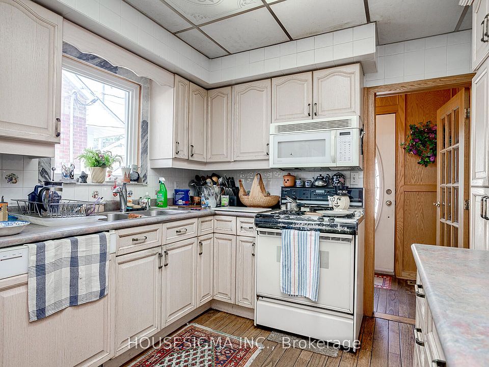 1st image of 261 Johnston Ave