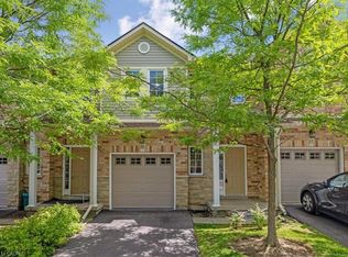 60 Cloverleaf Dr #38, Hamilton, ON L9K 1S8