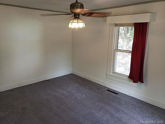4th image of 401 Janie St