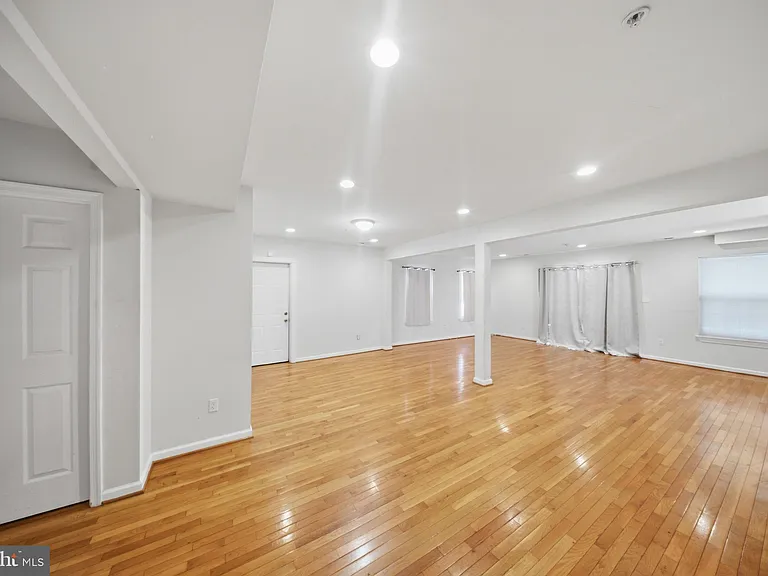 7611 Temple Hill Rd — Photo 7