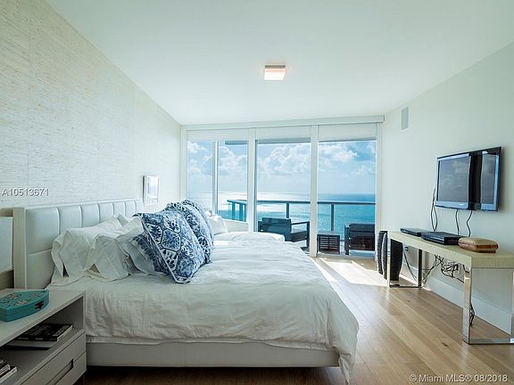 4th image of 17001 Collins Ave APT 3407