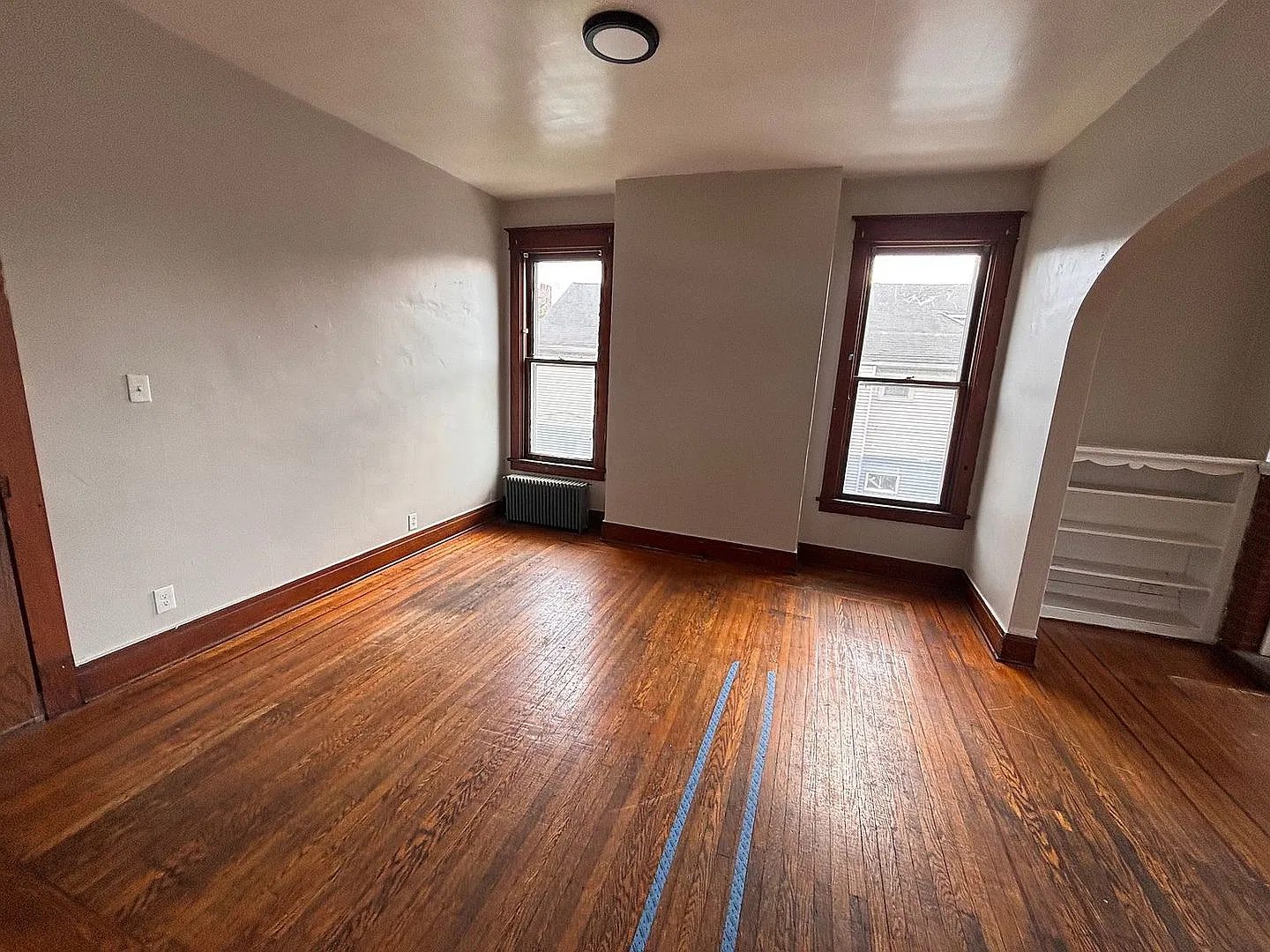 799 Niagara Street — Photo 4