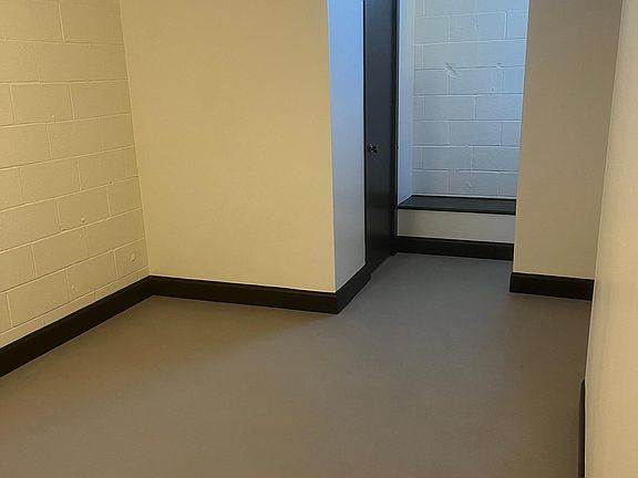 5th image of 2110 Piety St