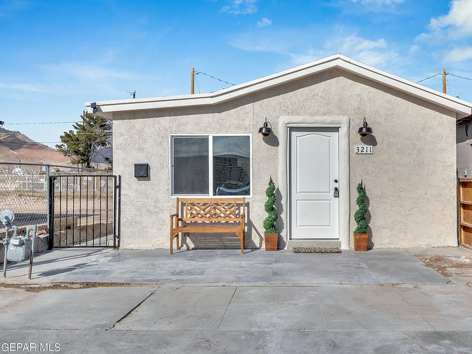 1st image of 3211 E San Antonio Ave