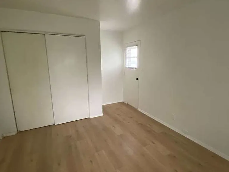 111 Andrew Ave #4 — Photo 11