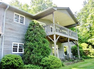 370 Heatherly Heights Rd, Saluda, NC 28773