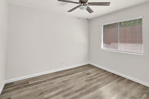 3rd image of 408 Regina St APT 4