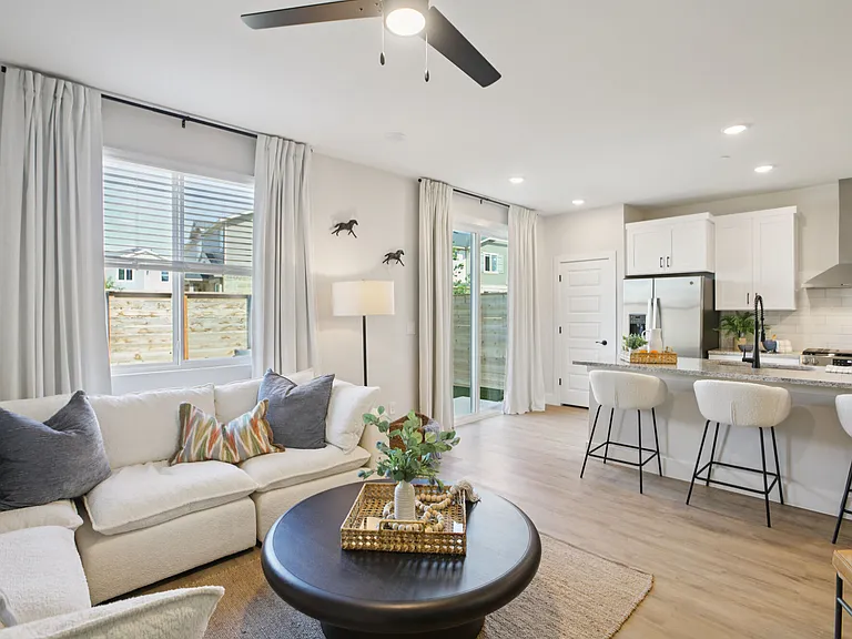 BB Living Sweetwater Crossing — Photo 10
