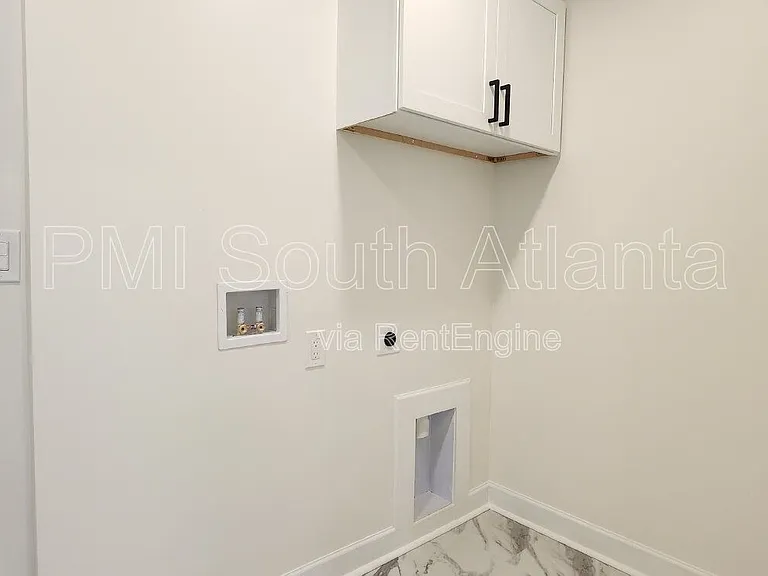 179 Church St — Photo 13