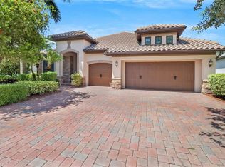 16117 Herons View Dr, Alva, FL 33920