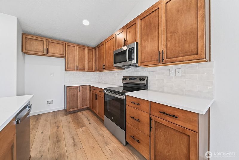 4th image of 1307 W Montclair Street
