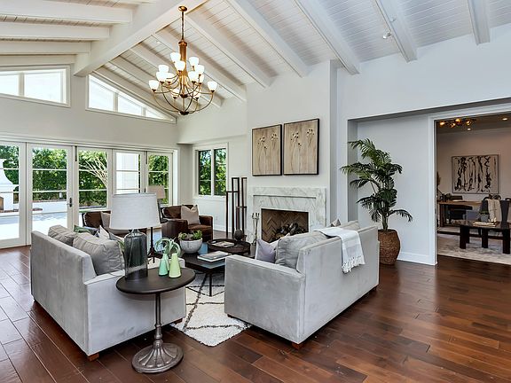 5th image of 5819 E Calle Del Medio