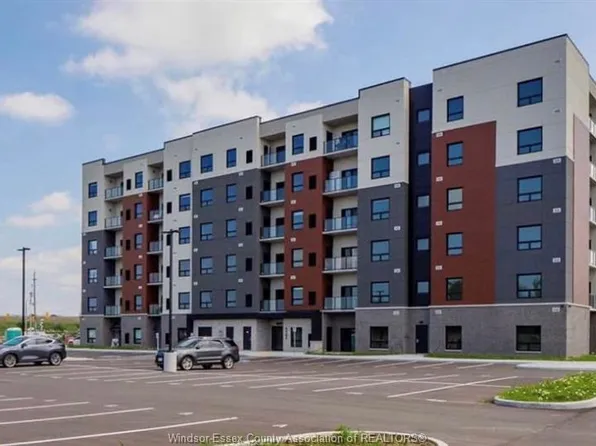 4785 Walker Rd #308, Windsor, ON N9G 0E3