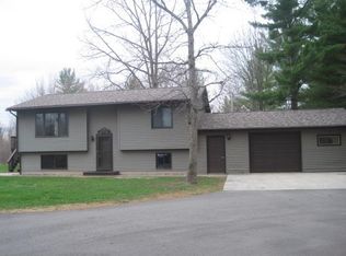 11289 Cary Rock Dr, Marshfield, WI 54449