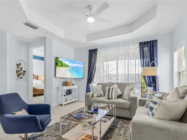 1405 Sweetwater Cv Unit 204, Naples, FL 34110